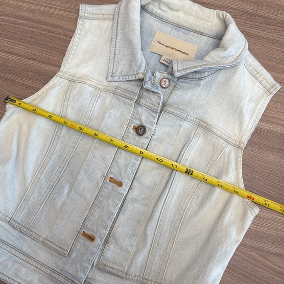 Anthropologie Women’s Pilcro and the Letterpress Light Wash Denim Vest Small - Picture 6 of 7